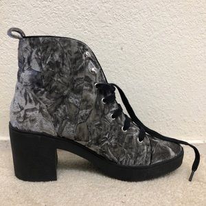 Cute grey heeled boots!